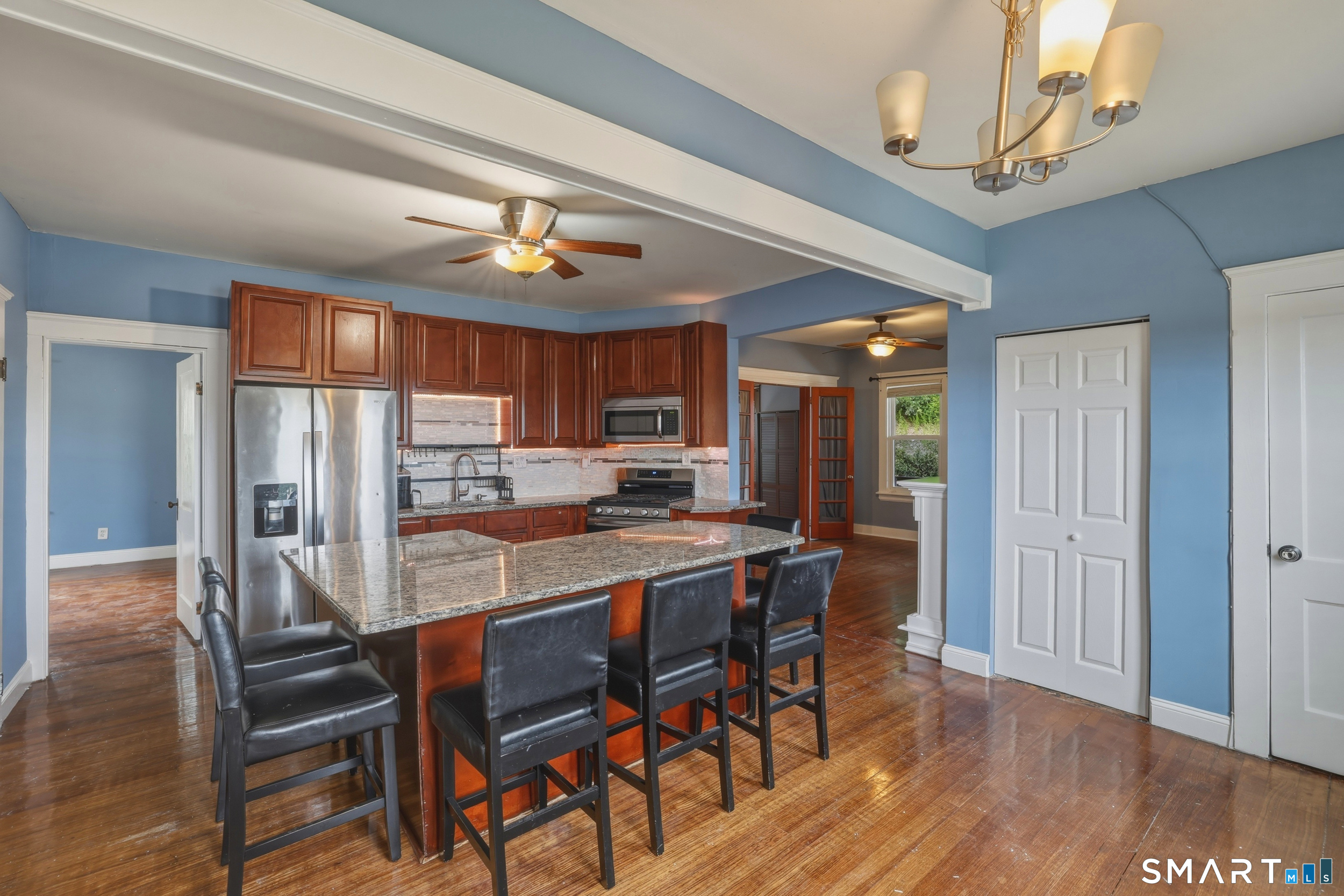 44-46 Perry Hill Road Shelton, CT 06484 - Photo 8 of 18 Gallery Image 8