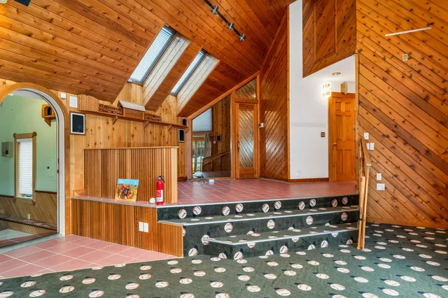 $1,098,000 | 7 Countryside Drive, Gilford, NH 03249