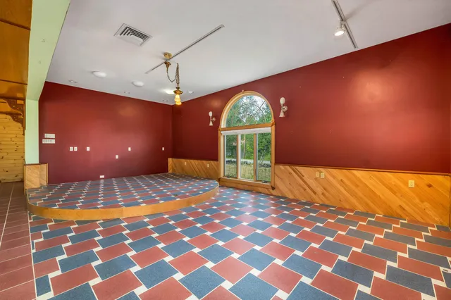 $1,098,000 | 7 Countryside Drive, Gilford, NH 03249