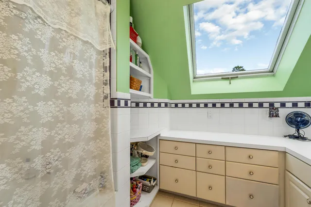 $1,098,000 | 7 Countryside Drive, Gilford, NH 03249