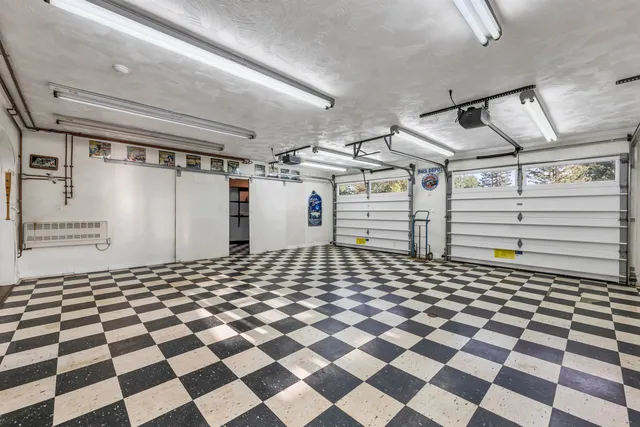 $1,098,000 | 7 Countryside Drive, Gilford, NH 03249