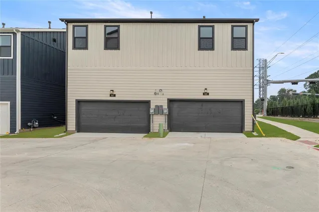 a view of outdoor space yard and garage