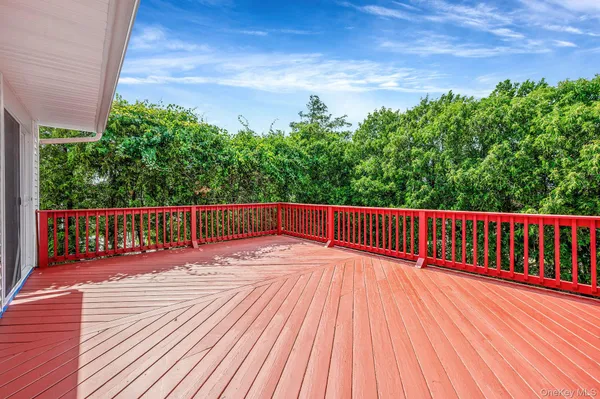 $850,000 | 3429 Courtney Place, Baldwin, NY 11510