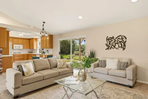 $985,000 | 1621 Prince Street, Fallbrook, CA 92028