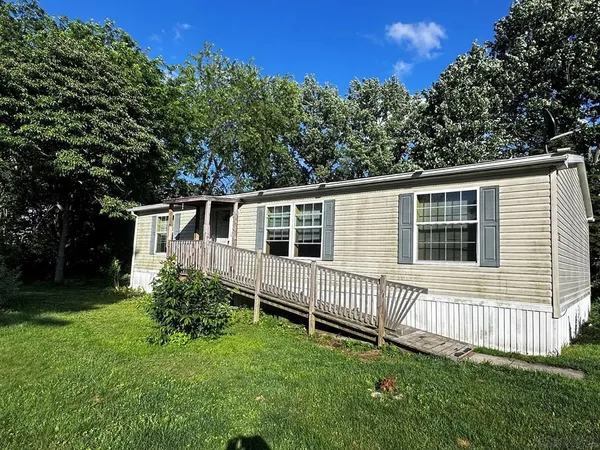 $40,000 | 138 North White Drive, Johnstown, PA 15905