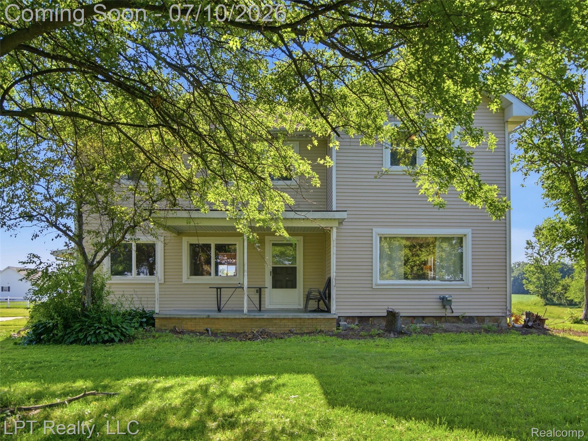 600 Fowlerville Road Fowlerville, MI 48836 - Photo 2 of 74 01-DSC00127.jpg