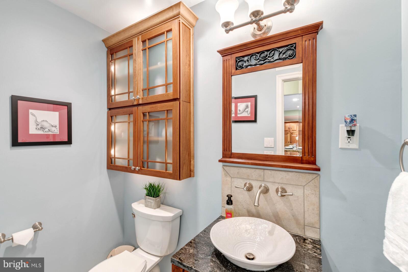 6022 Greeley Boulevard Springfield, VA 22152 - Photo 27 of 73 Powder Room