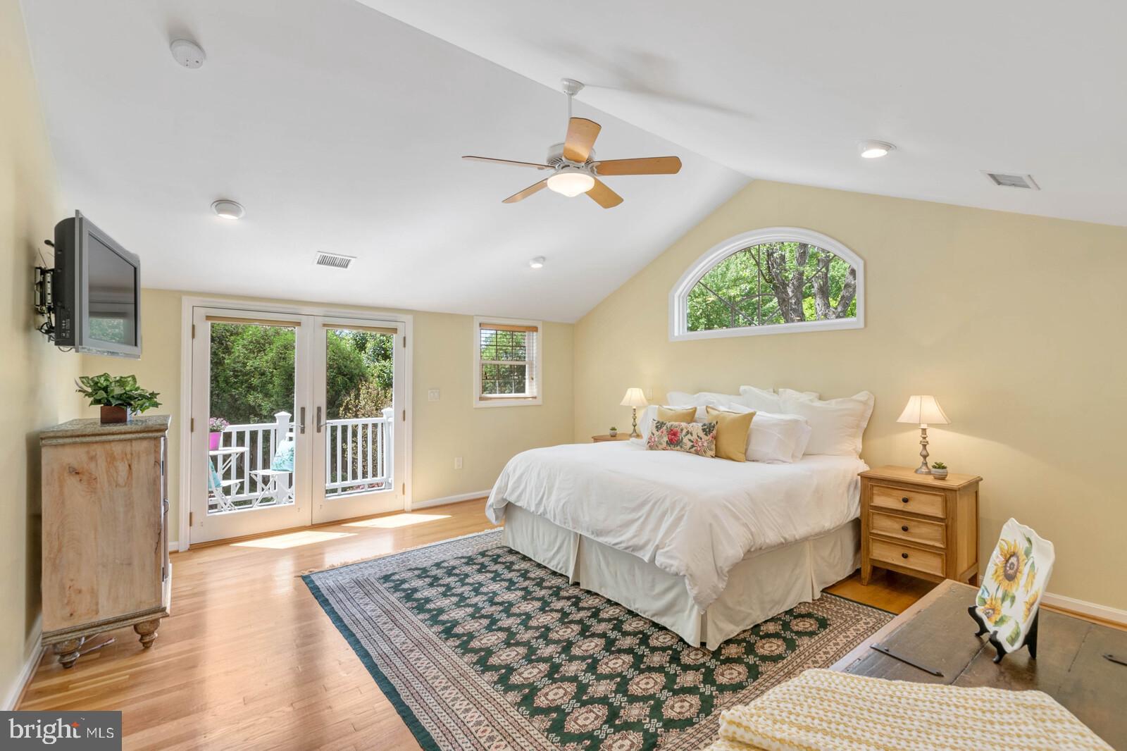 6022 Greeley Boulevard Springfield, VA 22152 - Photo 30 of 73 Master Suite