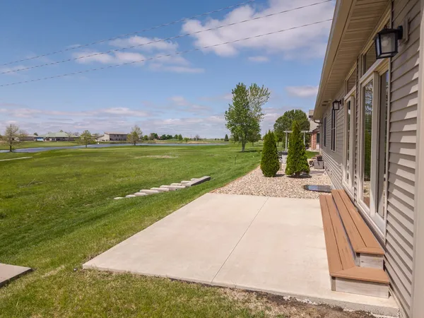 $385,000 | 1903 Dunraven Road, Bloomington, IL 61704