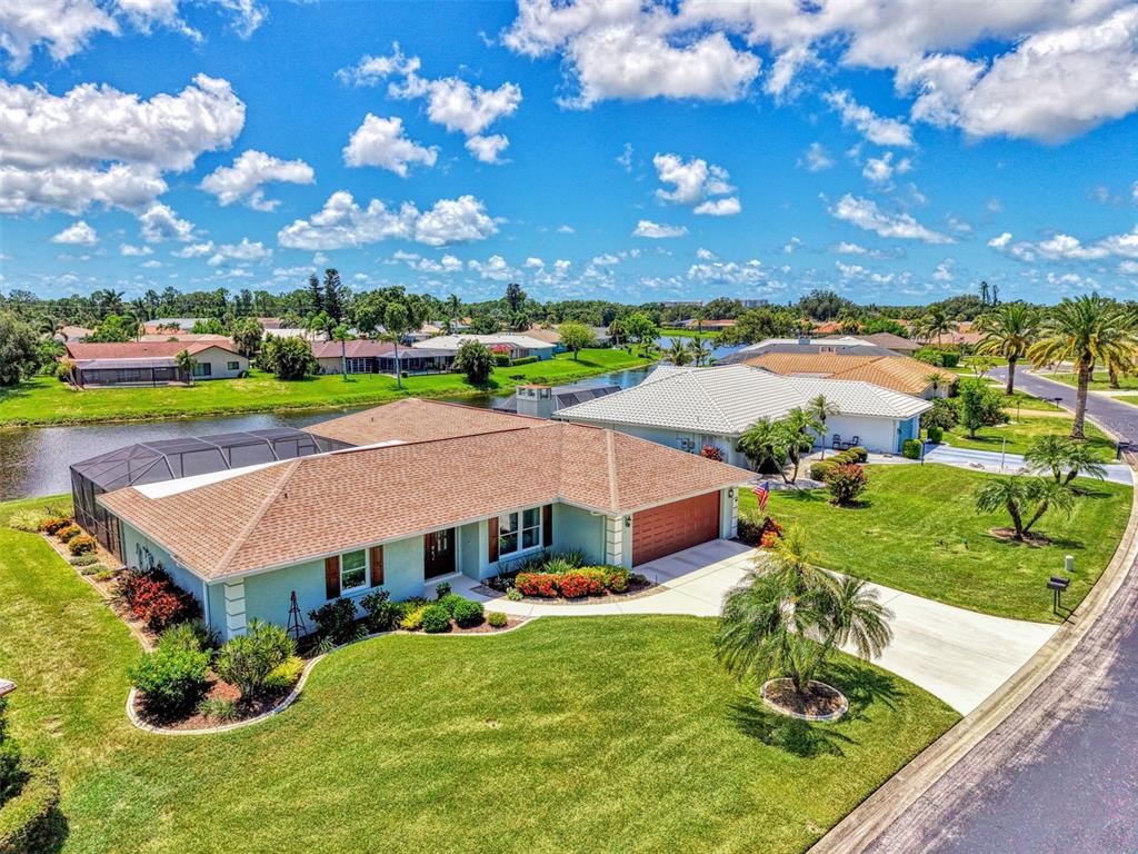 1830 Raintree Lane Venice, FL 34293 - Photo 4 of 81 Gallery Image 4