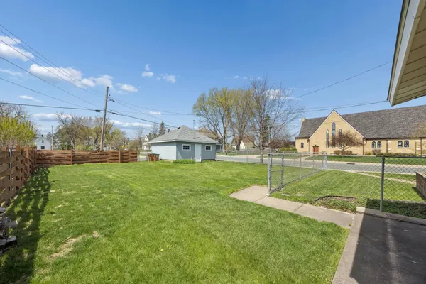 $400,000 | 3590 Laverne Avenue North, Lake Elmo, MN 55042