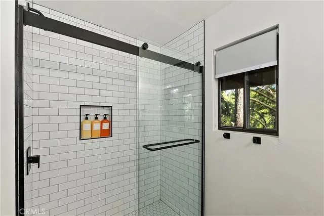 $619,900 | 26591 Thunderbird Drive, Lake Arrowhead, CA 92352