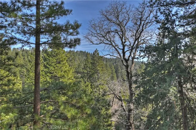 $619,900 | 26591 Thunderbird Drive, Lake Arrowhead, CA 92352