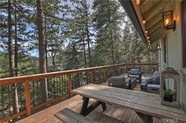 $619,900 | 26591 Thunderbird Drive, Lake Arrowhead, CA 92352