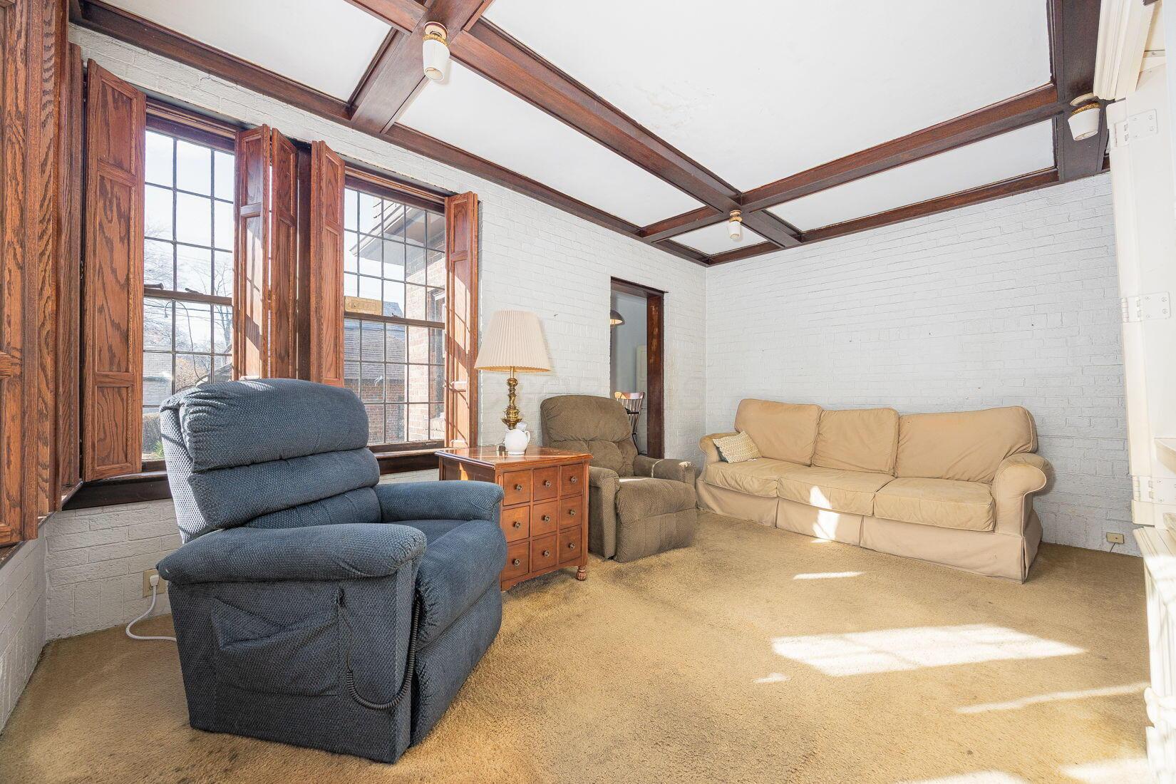 2619 Bexley Park Road Columbus, OH 43209 - Photo 8 of 39 Family Room