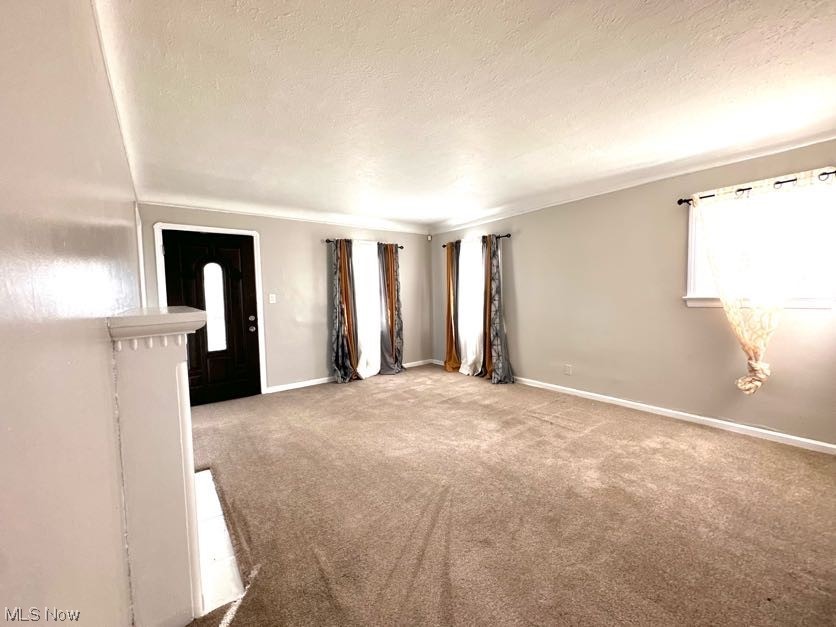3843 Strandhill Road Cleveland, OH 44128 - Photo 4 of 23 Living Room with Natural Light