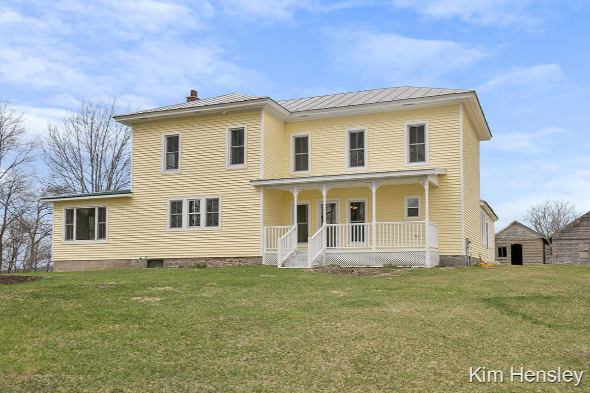 9531 Nimberger Road Lakeview, MI 48850 - Photo 1 of 47 IMG_1000