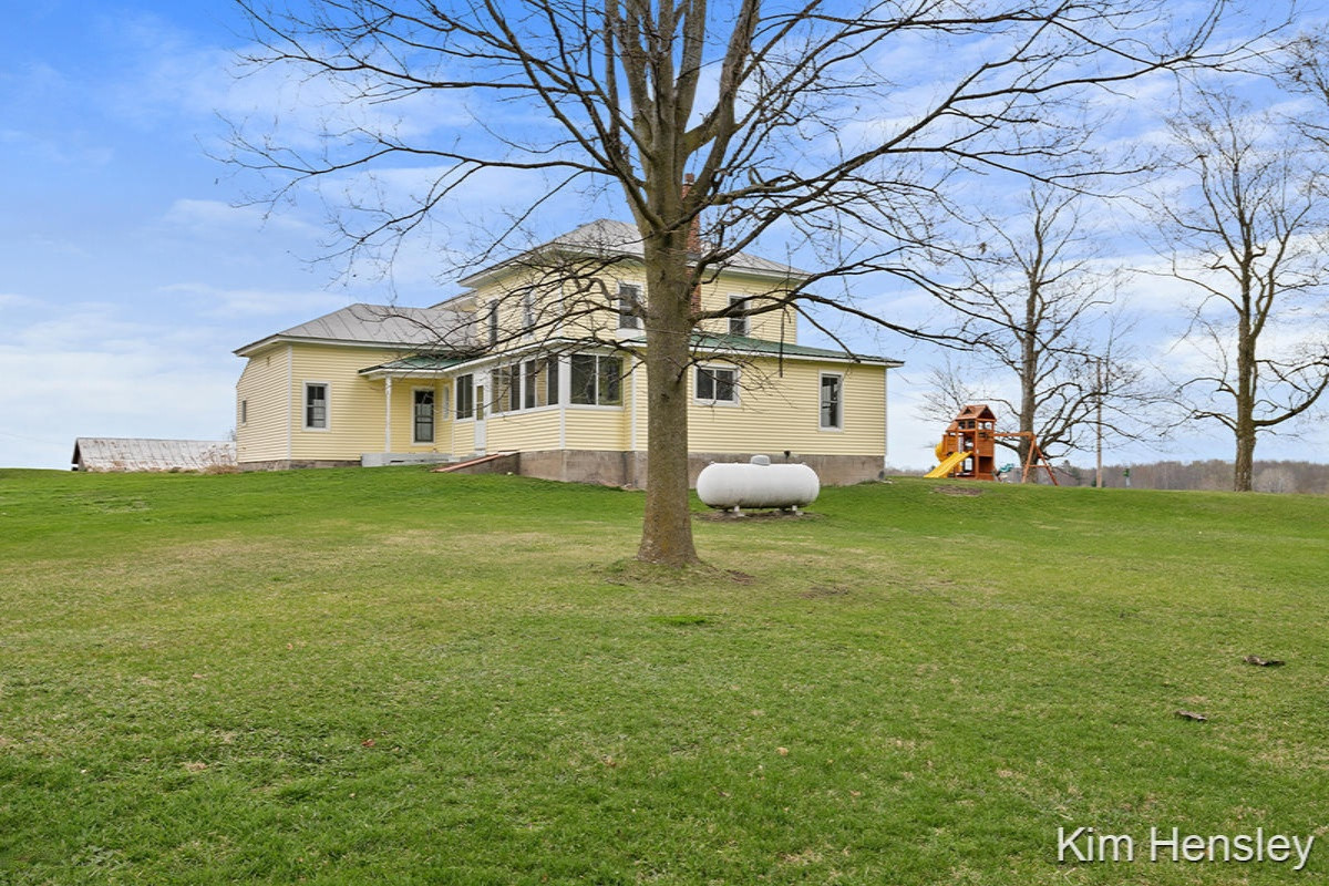 9531 Nimberger Road Lakeview, MI 48850 - Photo 34 of 47 IMG_1033