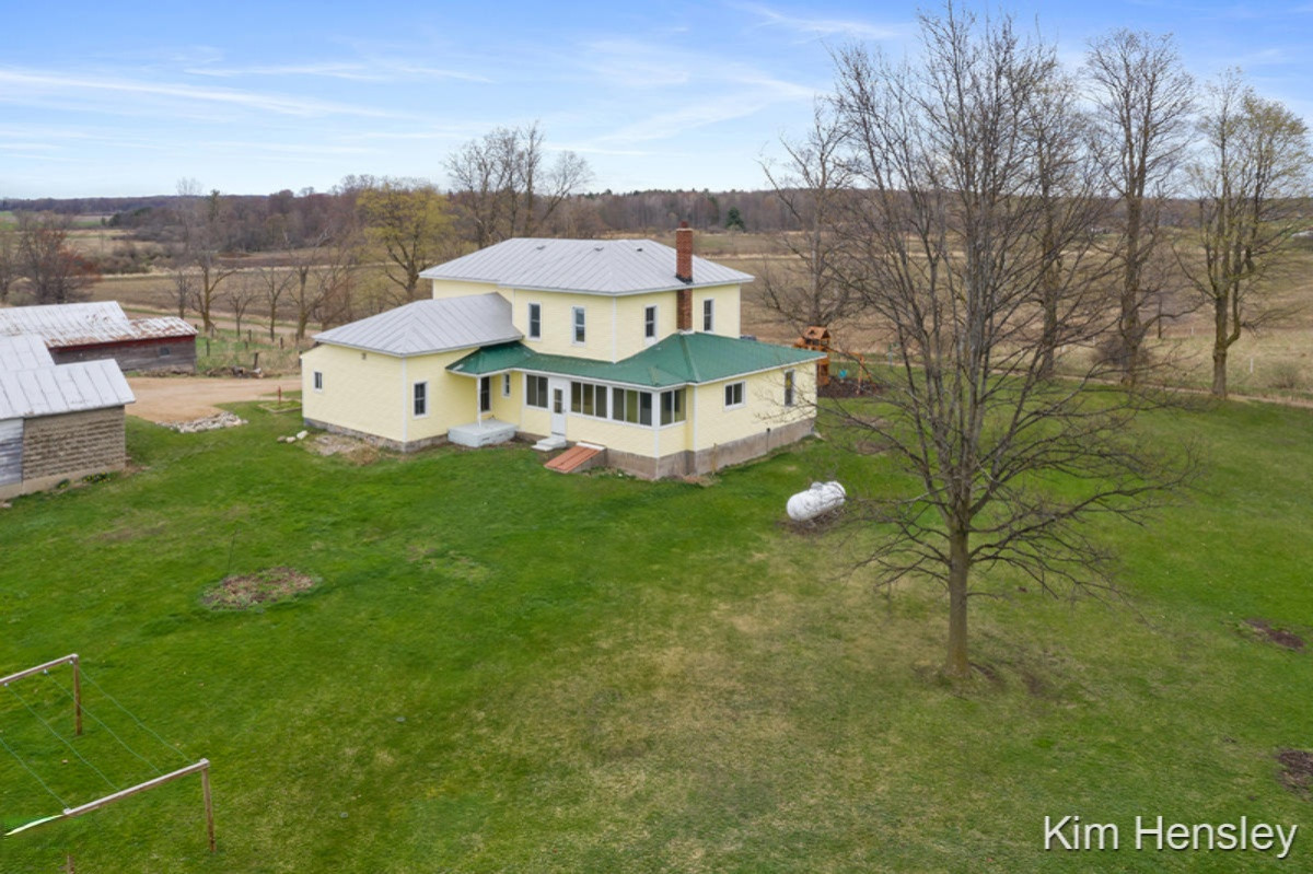 9531 Nimberger Road Lakeview, MI 48850 - Photo 45 of 47 IMG_1037