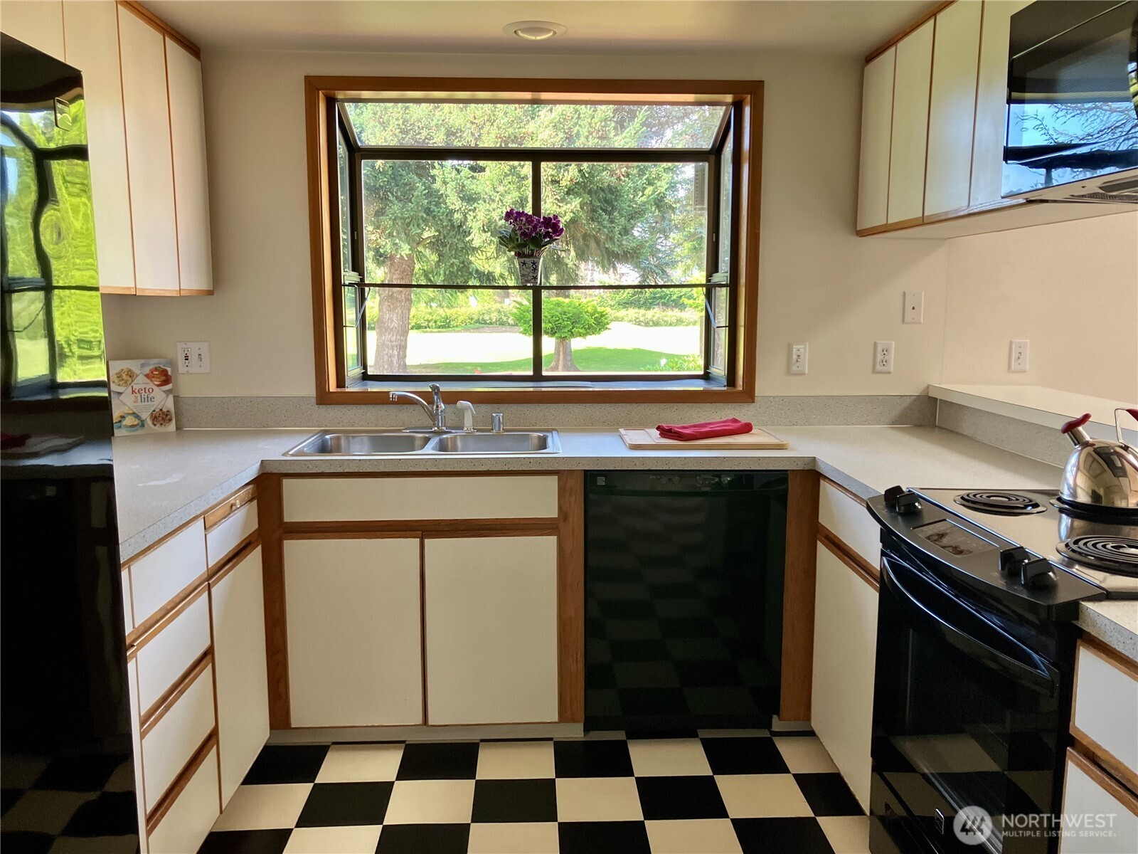192 Hurricane Ridge Drive Sequim, WA 98382 - Photo 11 of 18