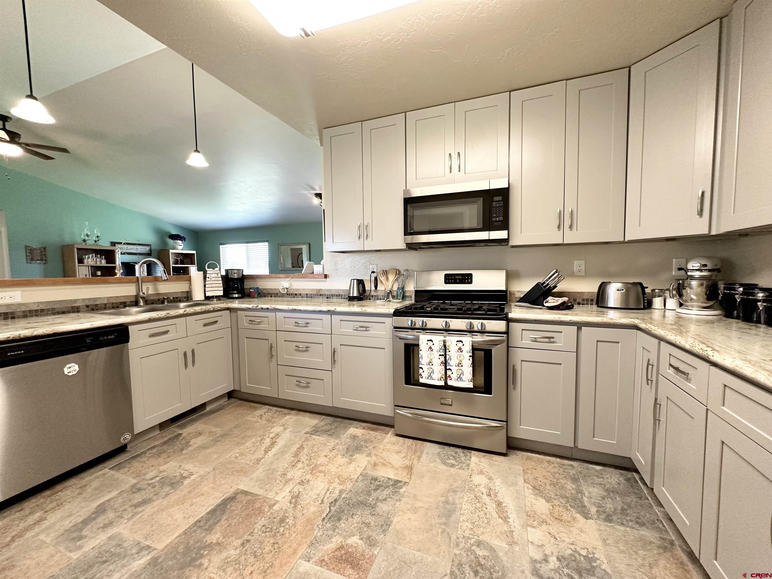 8352 2000th Road Austin, CO 81410 - Photo 15 of 35