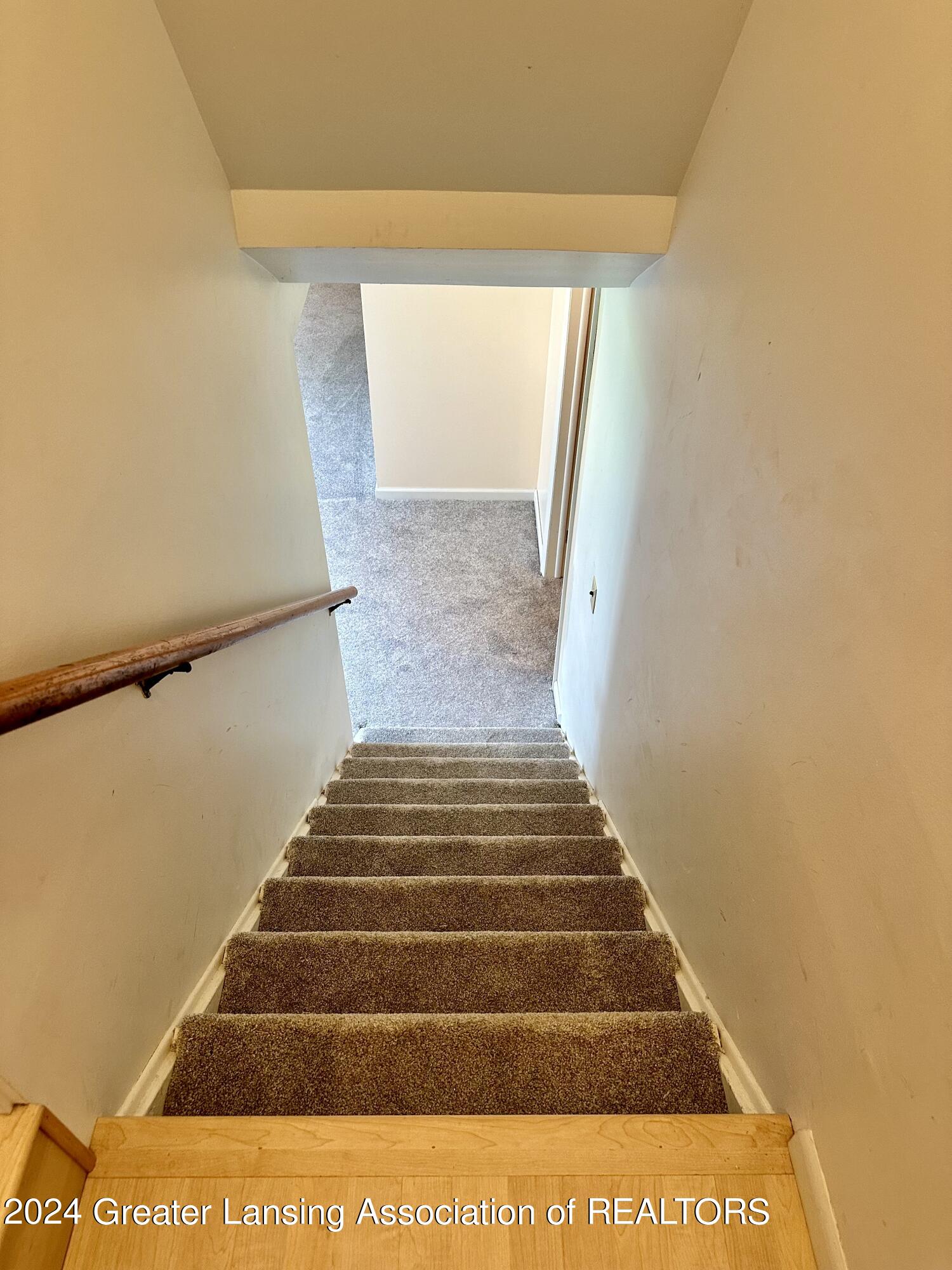 2009 Wabash Road Lansing, MI 48910 - Photo 33 of 50 IMG_7980