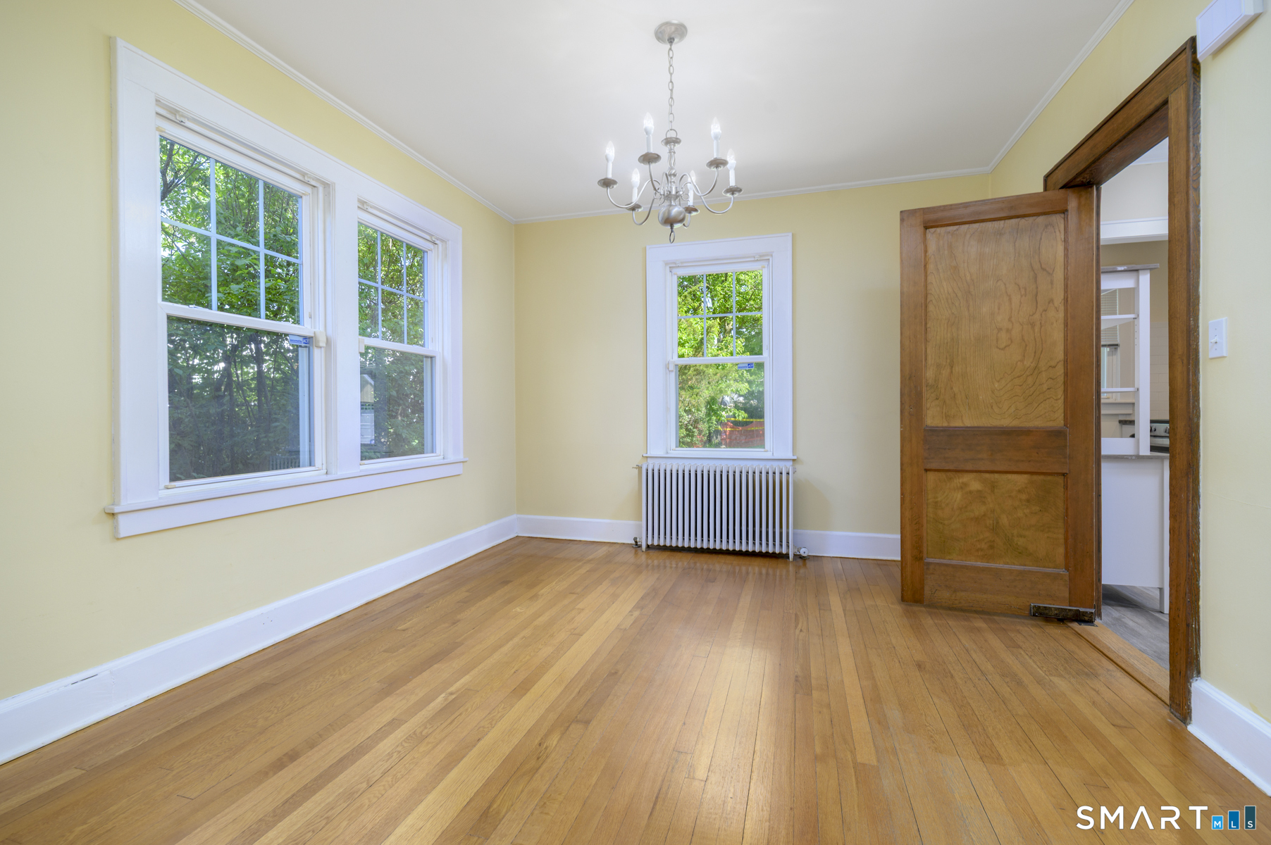 16 Vine Road Stamford, CT 06905 - Photo 4 of 13