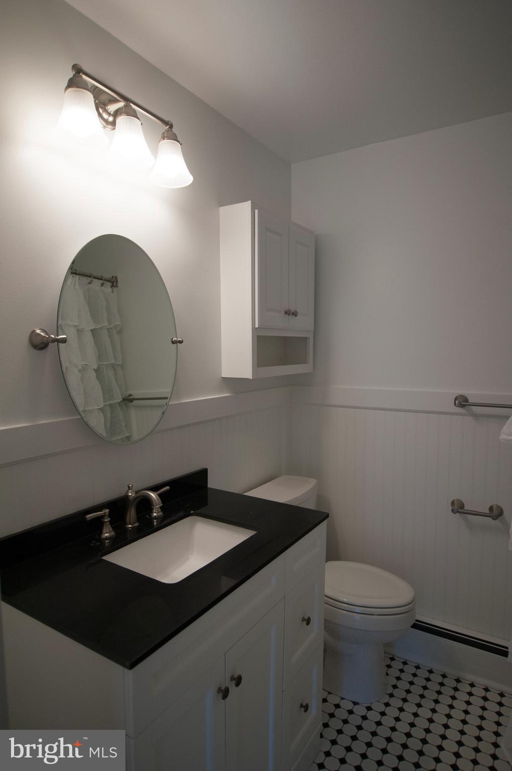 16401 Black Rock Road Darnestown, MD 20874 - Photo 14 of 26 Hall Bath