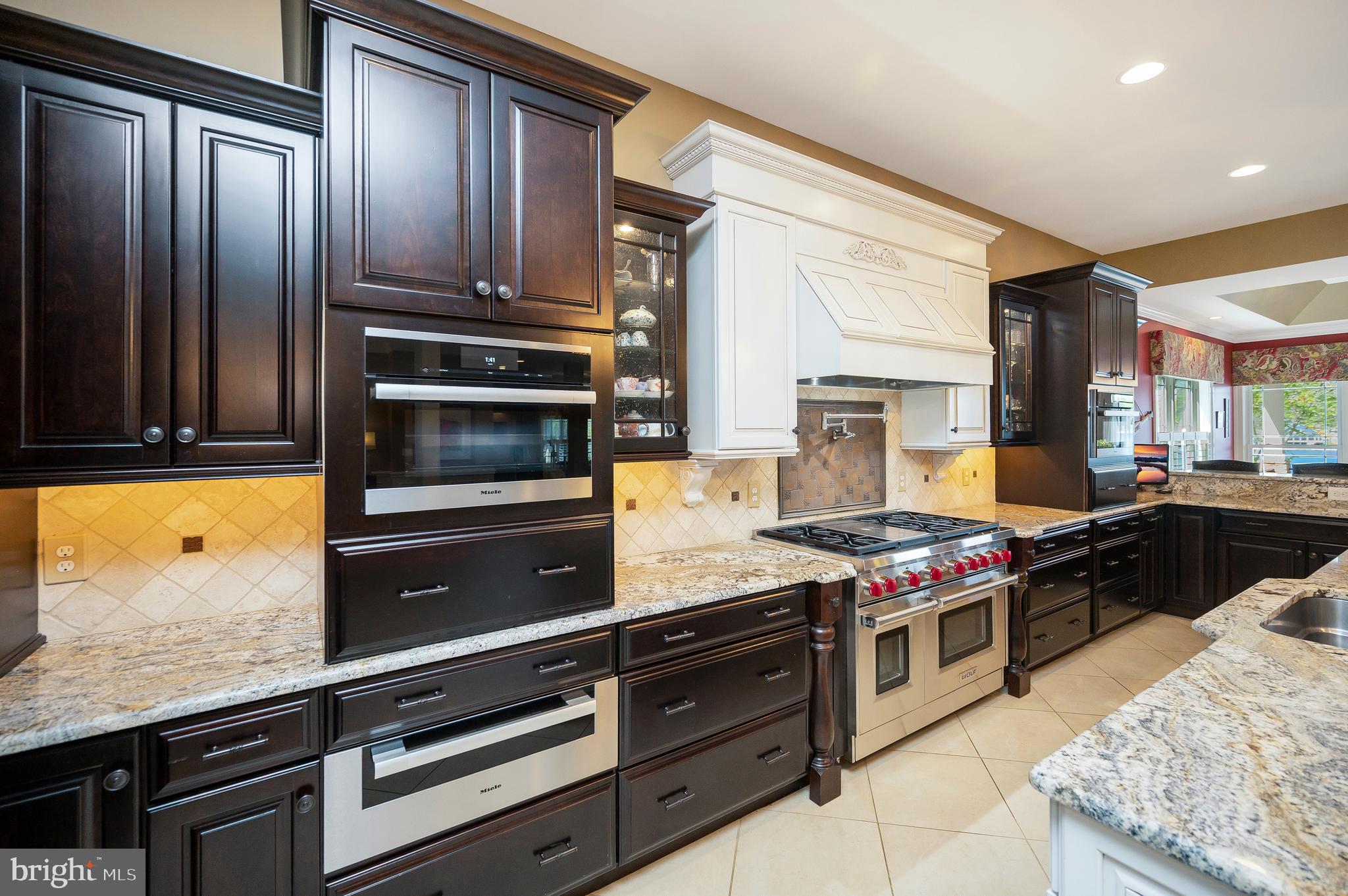 206 Madison Circle Locust Grove, VA 22508 - Photo 23 of 147 Multifunction Oven: Steam, Bake, Sous Vide, Broil