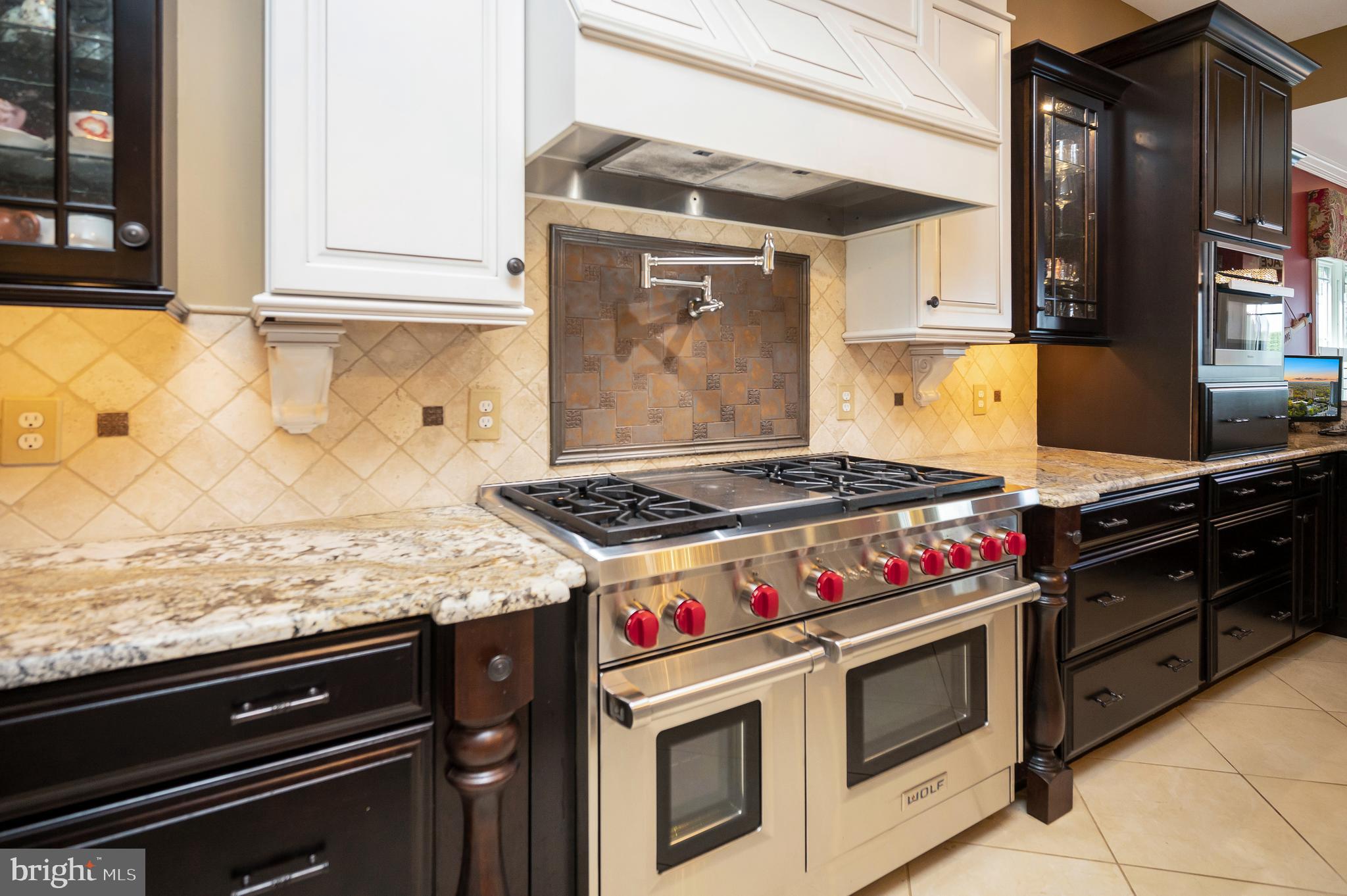 206 Madison Circle Locust Grove, VA 22508 - Photo 24 of 147 6 Burner Wolf Range with Griddle & Double Ovens