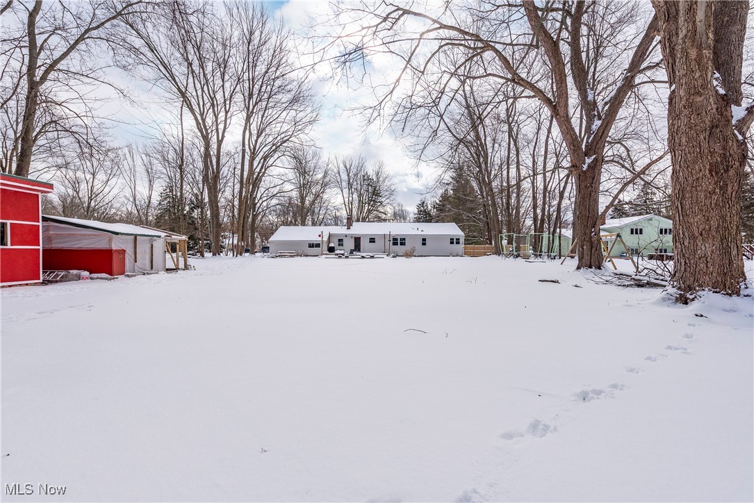 8767 Edgehill Road Mentor, OH 44060 - Photo 40 of 47 View of snowy yard