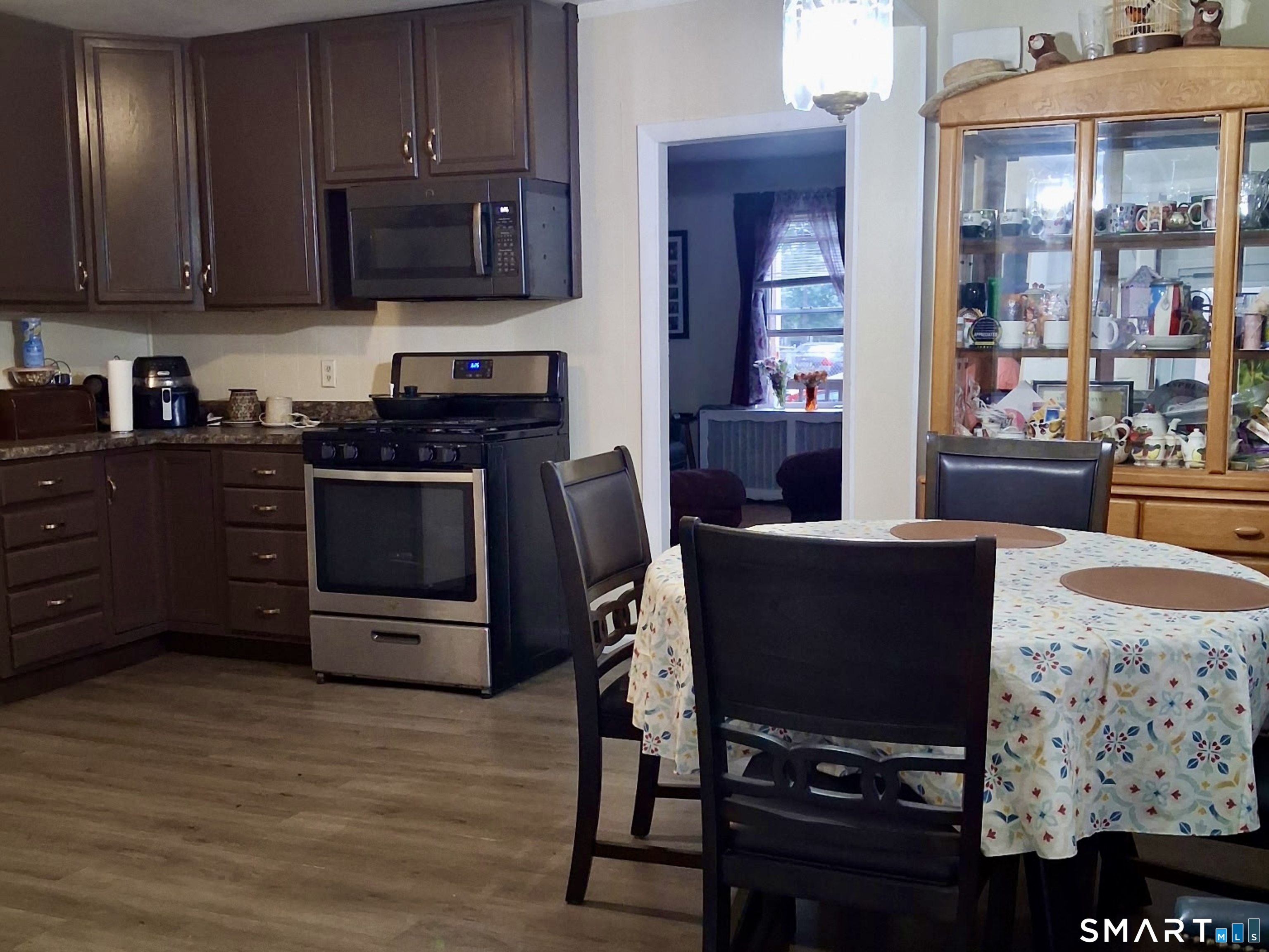82 Fillmore Street New Haven, CT 06513 - Photo 8 of 38