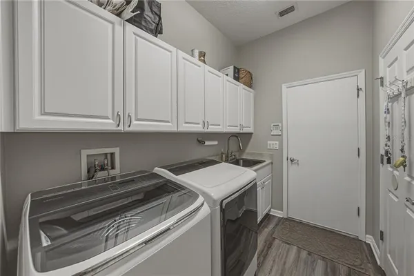 $899,000 | 19743 Prince Benjamin Drive, Lutz, FL 33549