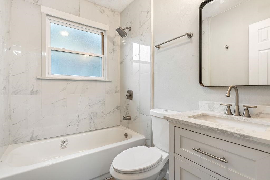 2916 Jim Lee Road Tallahassee, FL 32301 - Photo 11 of 44