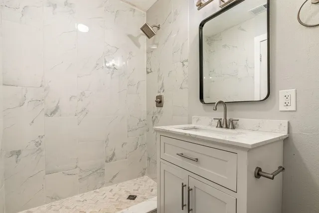 $225,000 | 2916 Jim Lee Road, Tallahassee, FL 32301