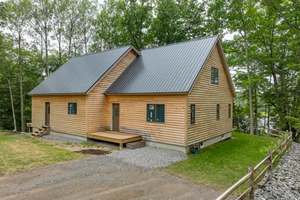 $1,795,000 | 886 Middle Road, Dresden, ME 04342