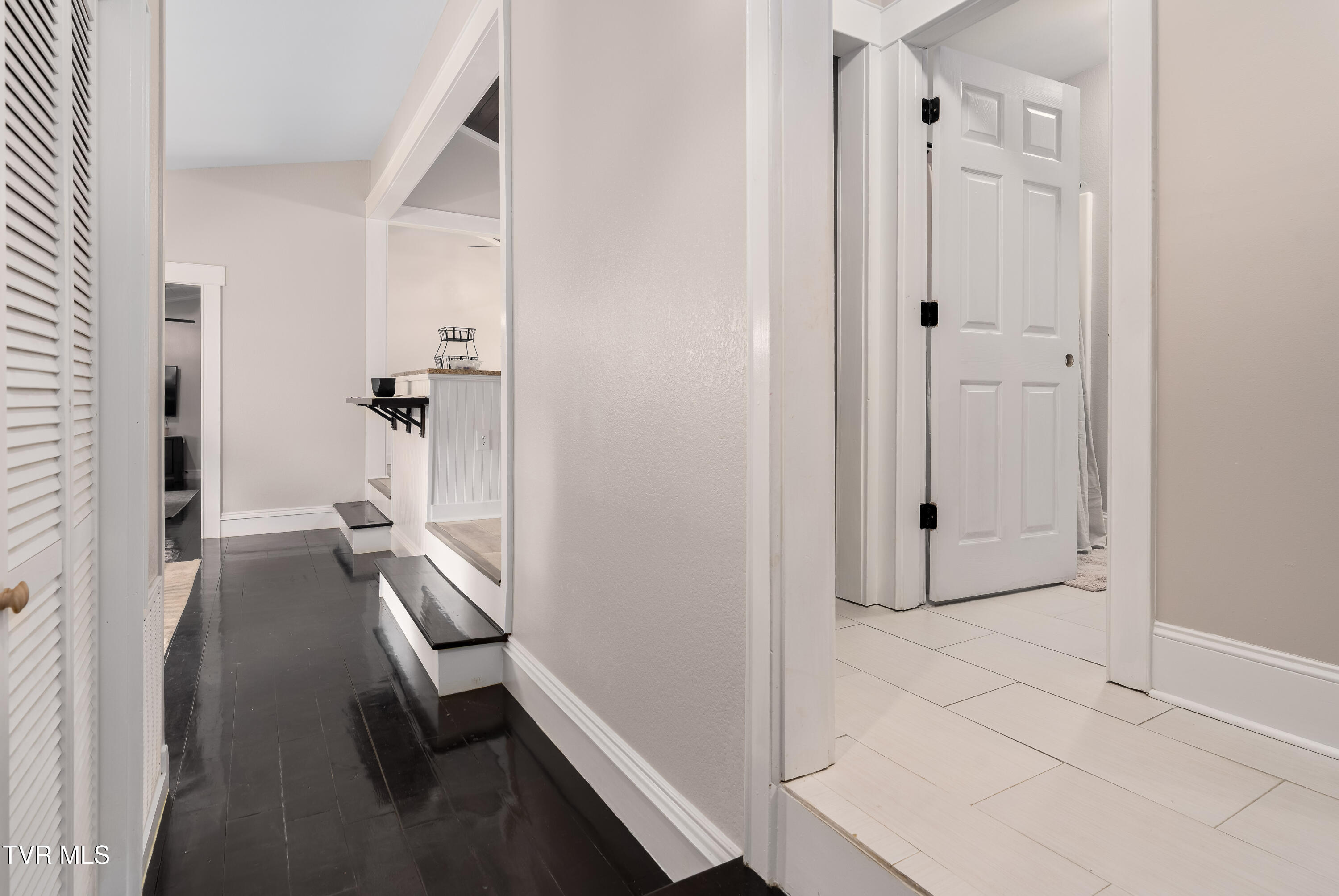 1113 Berry Road Elizabethton, TN 37643 - Photo 22 of 88 1113 Berry Rd (72 of 89)
