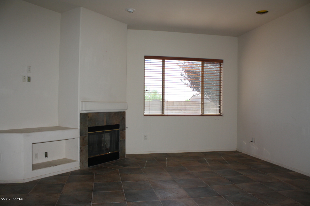 10440 South High Plains Ranch Court Vail, AZ 85641 - Photo 2 of 24