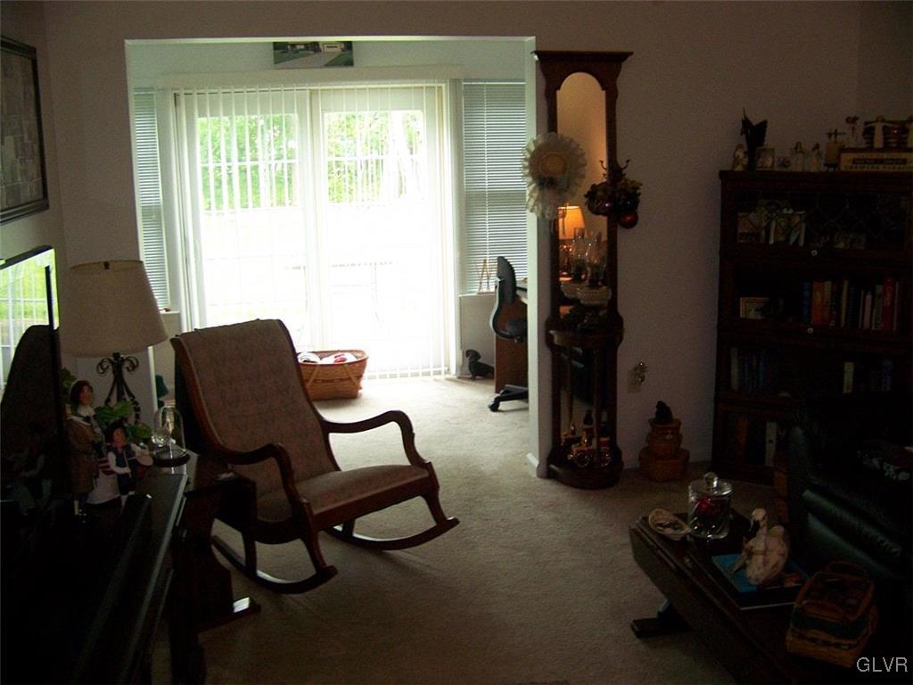 2690 Upstream Farm Road Easton, PA 18040 - Photo 6 of 9 Gallery Image 6