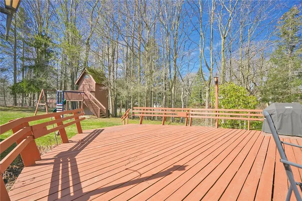 $399,900 | 1557 Greensboro Drive, Webster, NY 14580