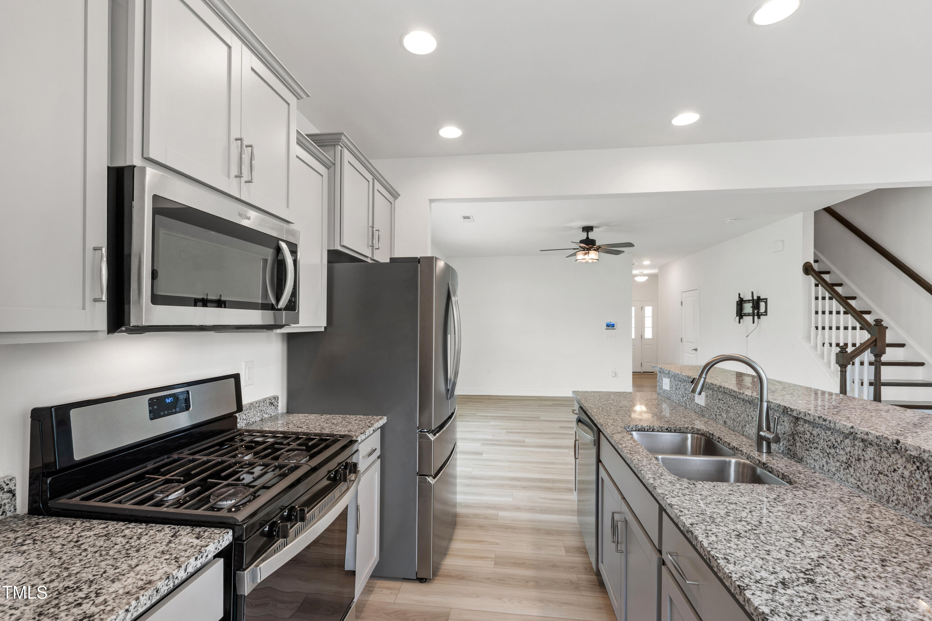 1521 Sunset Peak Way Durham, NC 27703 - Photo 11 of 37 DSC_9307