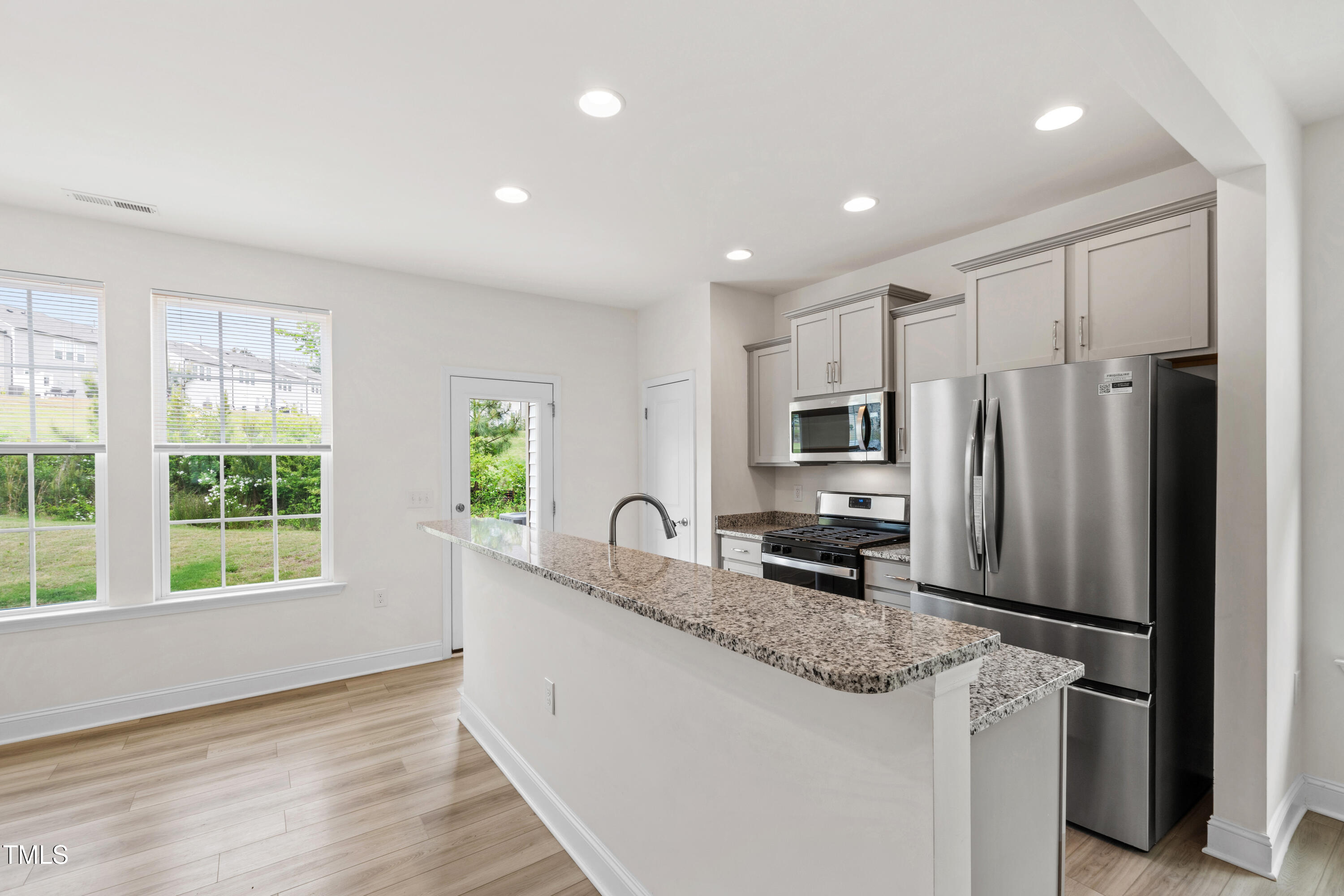 1521 Sunset Peak Way Durham, NC 27703 - Photo 7 of 37 DSC_9302