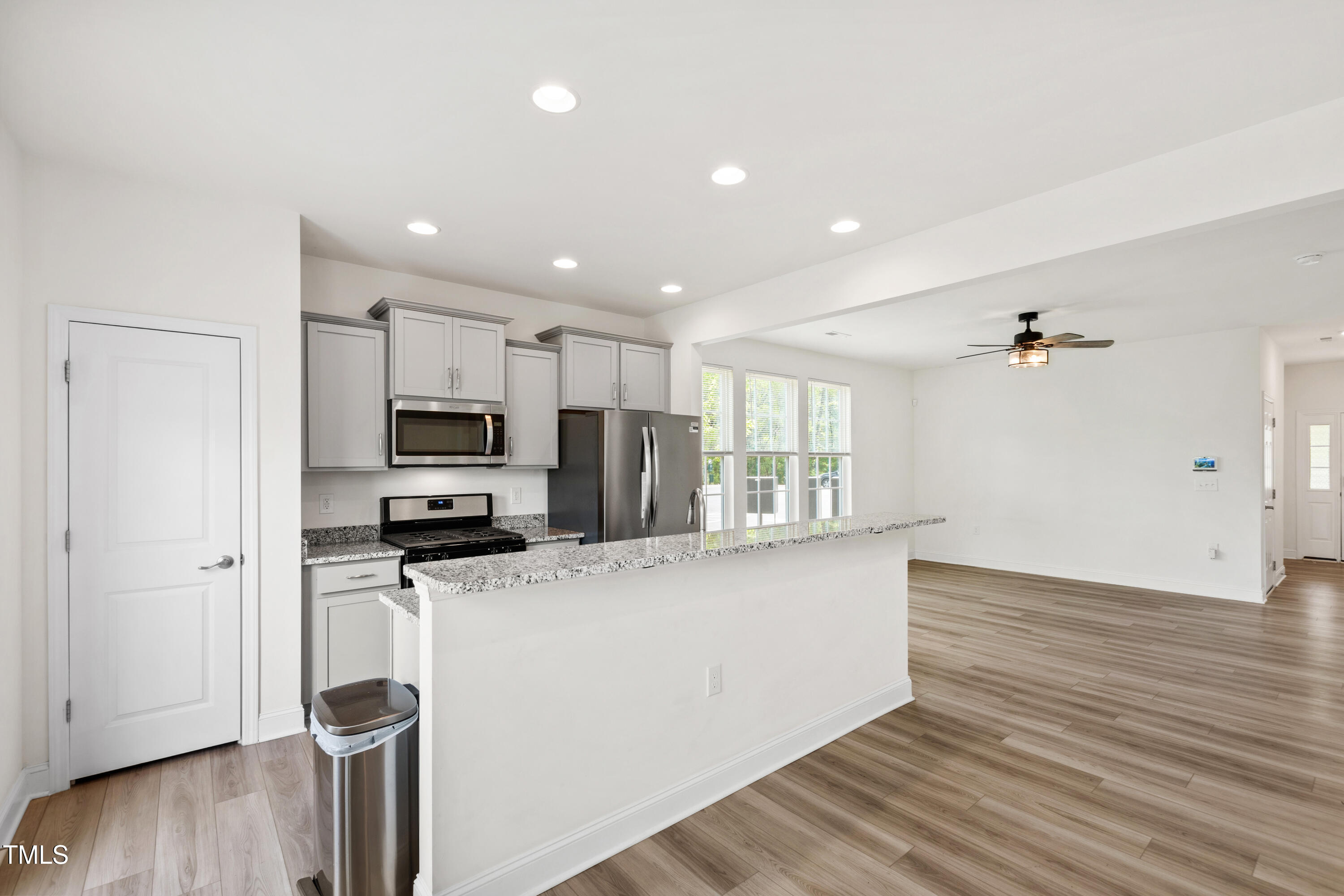 1521 Sunset Peak Way Durham, NC 27703 - Photo 9 of 37 DSC_9304