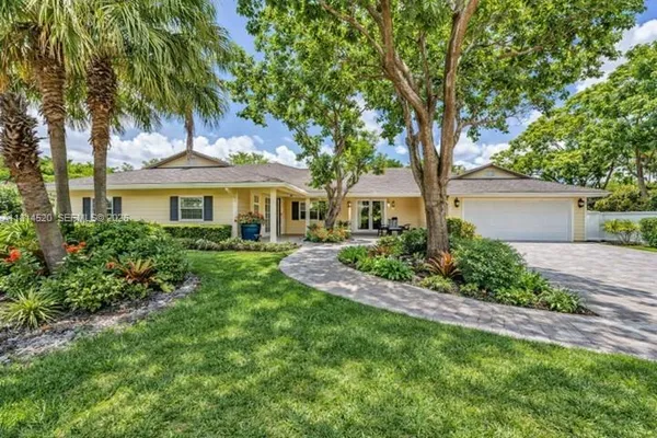 $825,000 | 14630 Southwest 147th Court, Miami, FL 33196