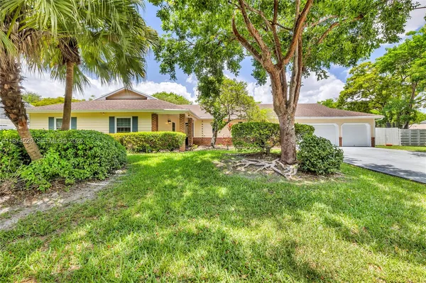 $825,000 | 14630 Southwest 147th Court, Miami, FL 33196