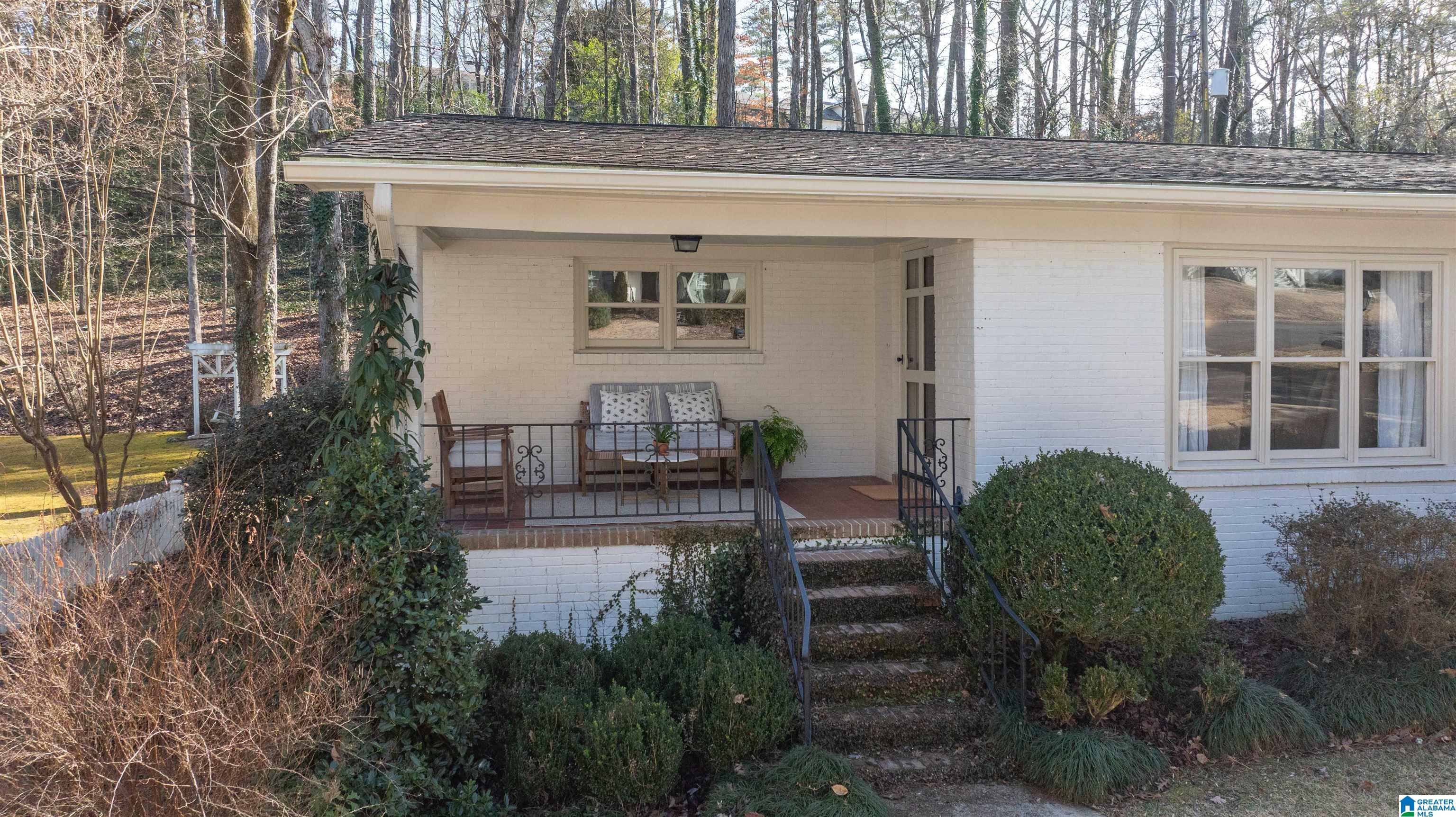 4173 Winston Way Birmingham, AL 35213 - Photo 5 of 38