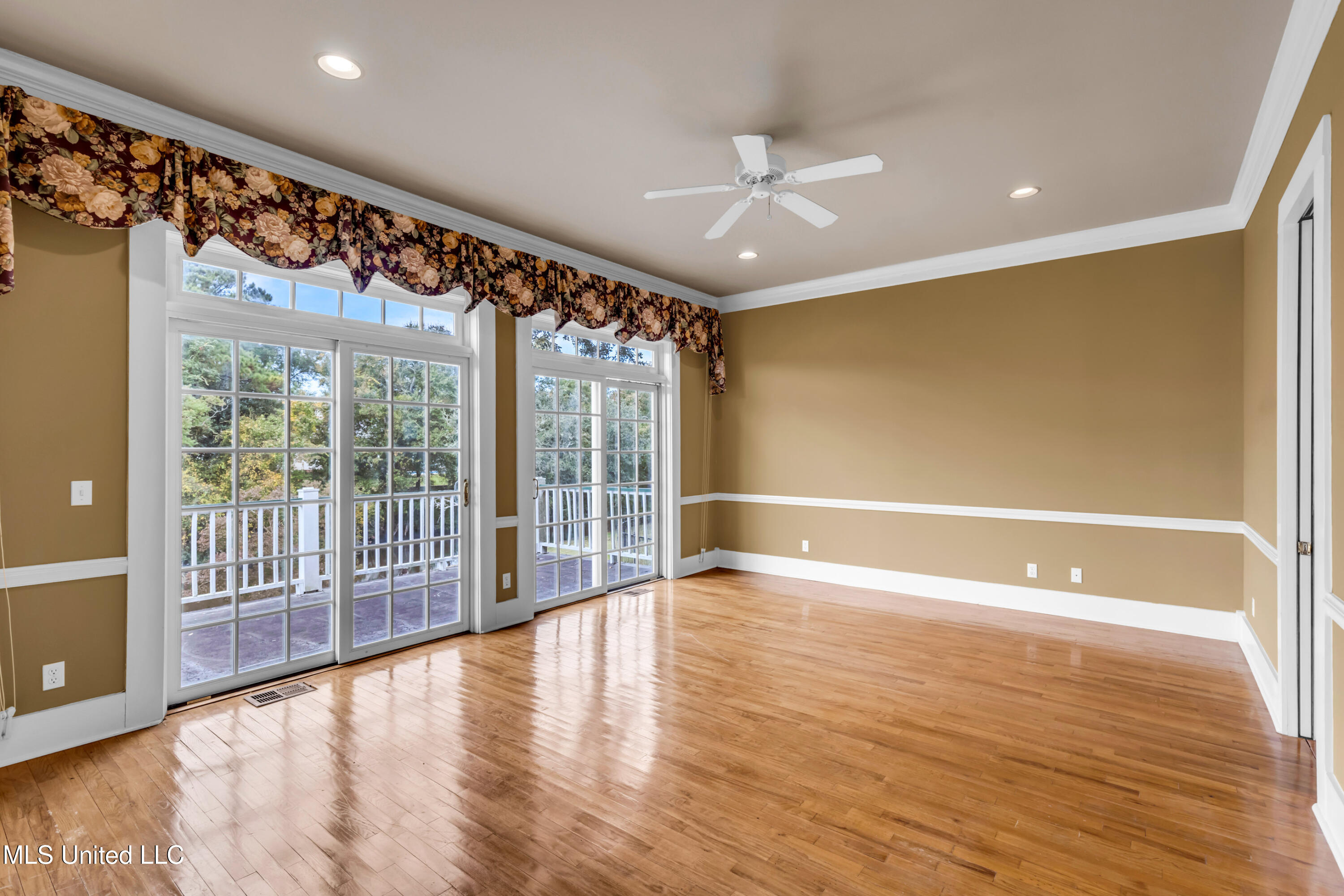 1401 Ladnier Road Gautier, MS 39553 - Photo 29 of 55 Large 1st floor primary bedroom