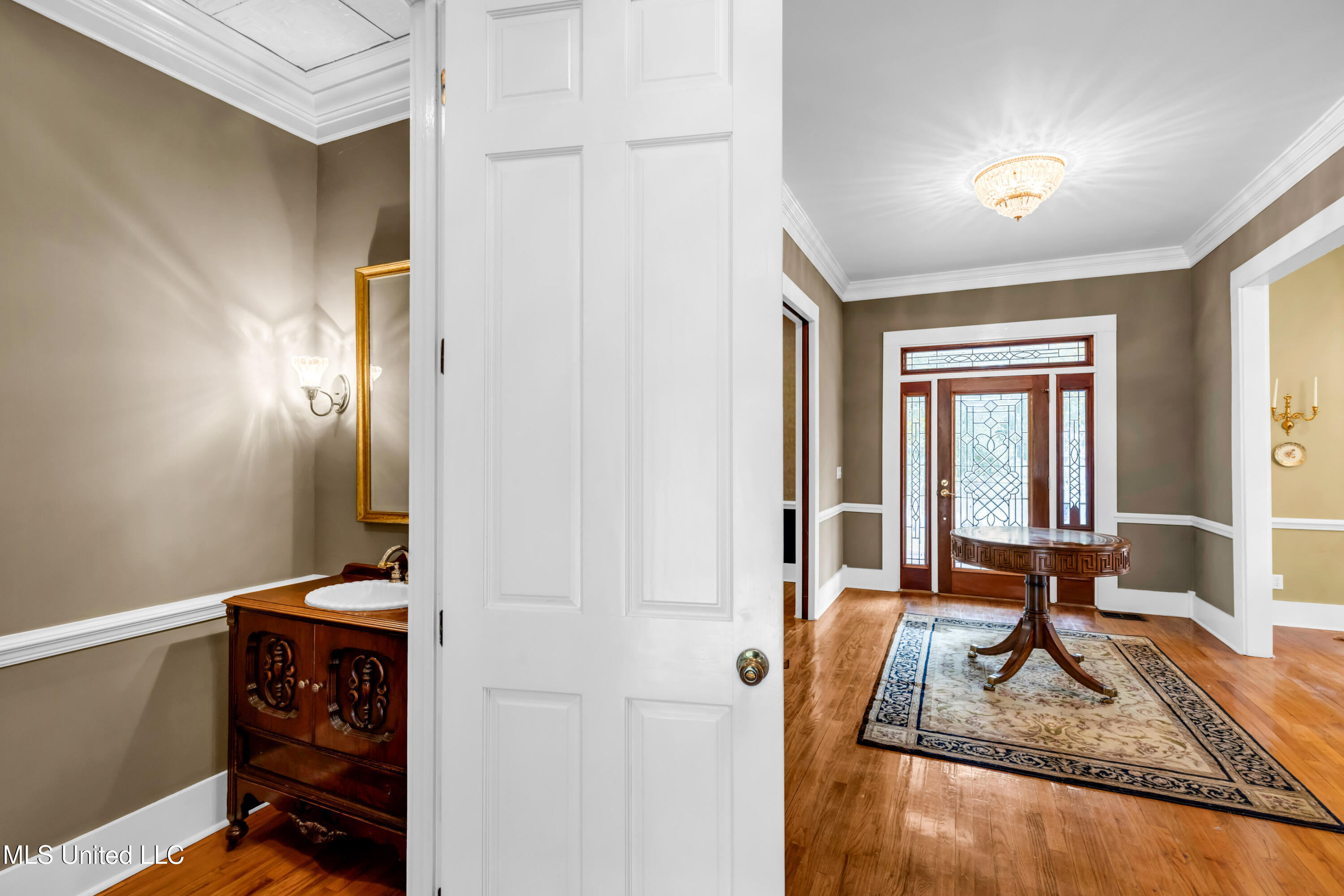 1401 Ladnier Road Gautier, MS 39553 - Photo 35 of 55 Downstairs half bath