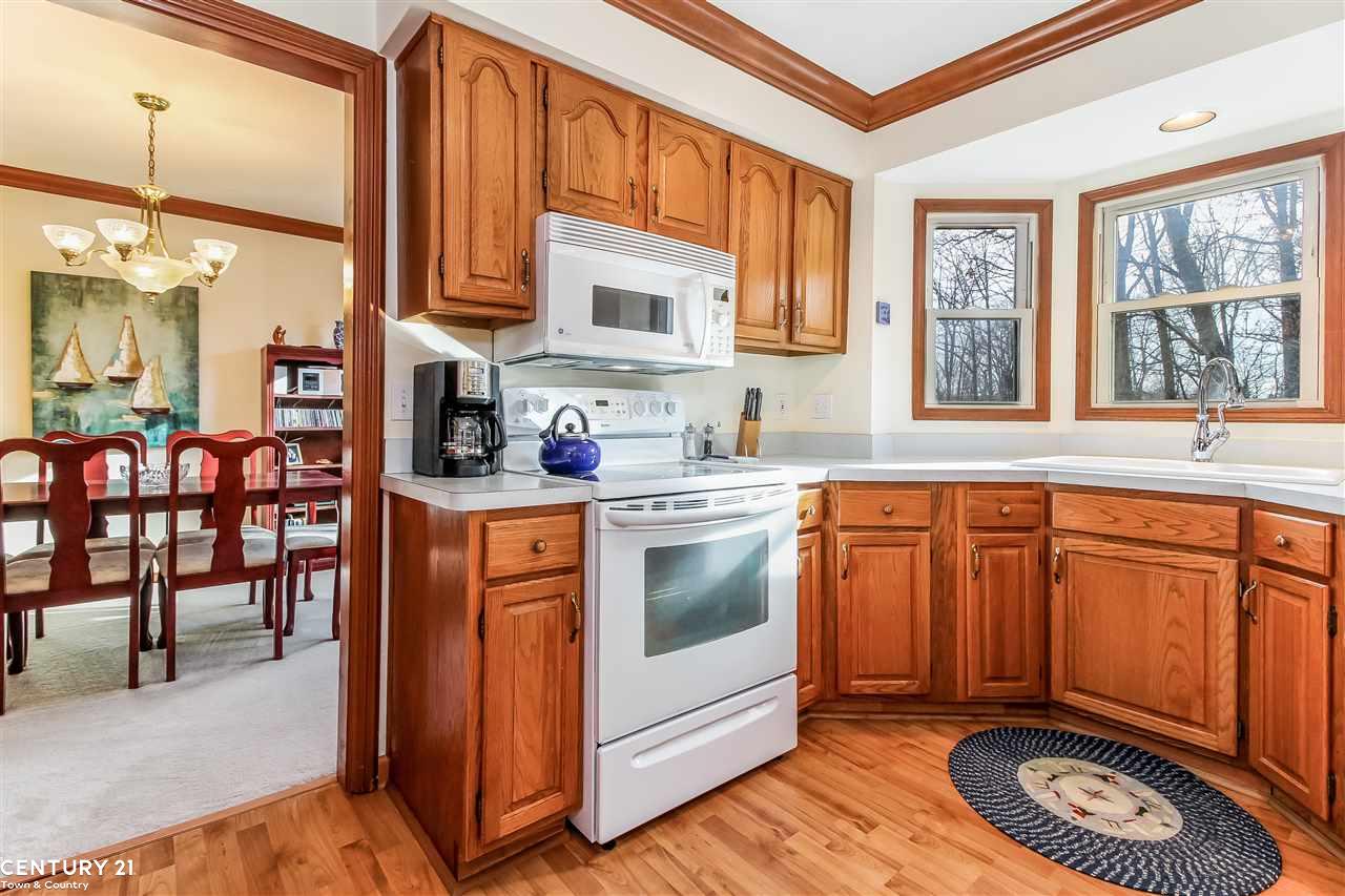 3235 Edmunton Drive Rochester Hills, MI 48306 - Photo 15 of 61