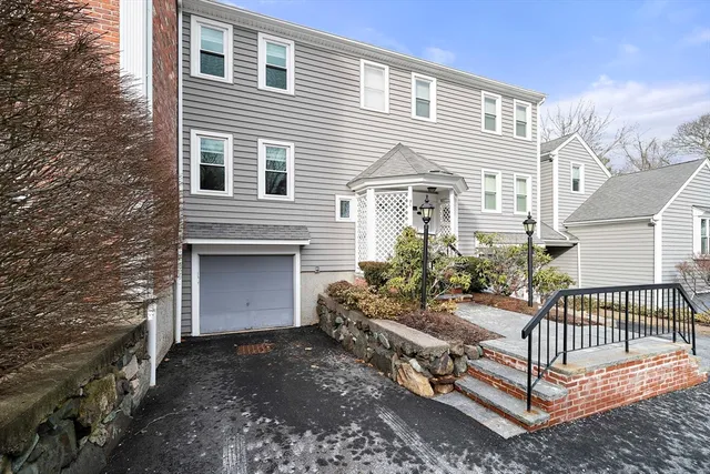 $520,000 | 84 Walpole Street, Unit 3L, Canton, MA 02021